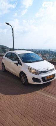 קיה ריו LX הצ'בק ידני 1.2 (82 כ''ס) בנזין 2012 למכירה בחצור הגלילית