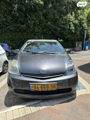 טויוטה פריוס GLI הייבריד אוט' 1.5 (76 כ"ס) בנזין 2009 למכירה בגבעתיים