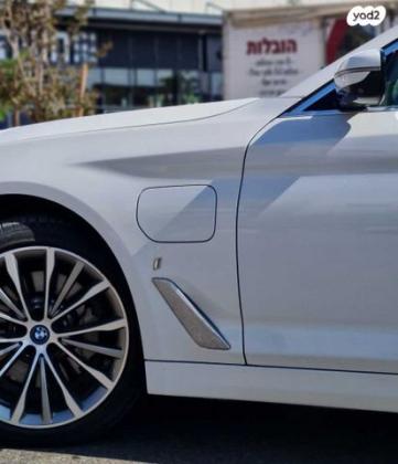 ב.מ.וו סדרה 5 530E IPer Exclusive הייבריד אוט' 2.0 (252 כ"ס) היברידי חשמל / בנזין 2018 למכירה בראשון לציון
