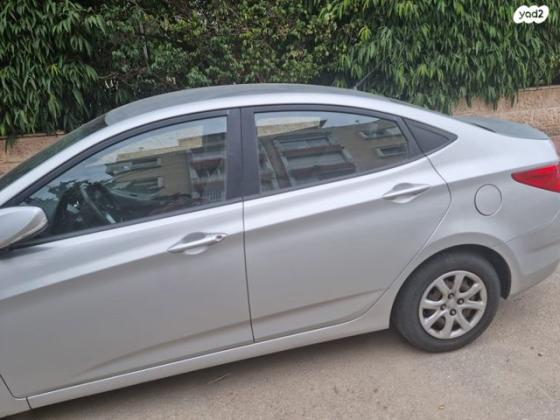 יונדאי i25 Inspire אוט' 1.6 (124 כ"ס) בנזין 2012 למכירה בקרית מוצקין