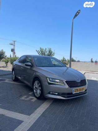 סקודה סופרב (עד 2019) Style אוט' 1.8 (180 כ''ס) בנזין 2018 למכירה בעפולה