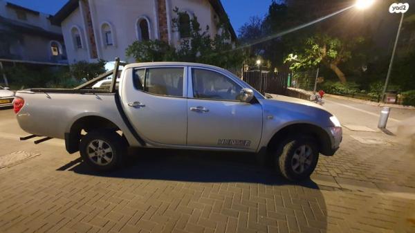 מיצובישי L200 האנטר 2X4 GLX דאבל קבינה אוט' דיזל 2.5 (136 כ''ס) דיזל 2013 למכירה בראשון לציון