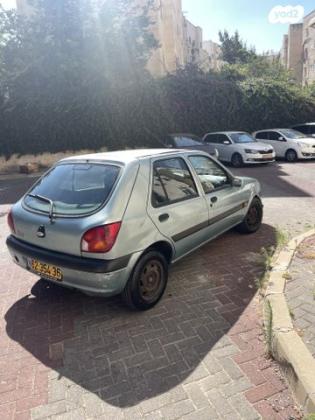פורד פיאסטה GLX ידני 1.3 (60 כ''ס) בנזין 2002 למכירה בירושלים