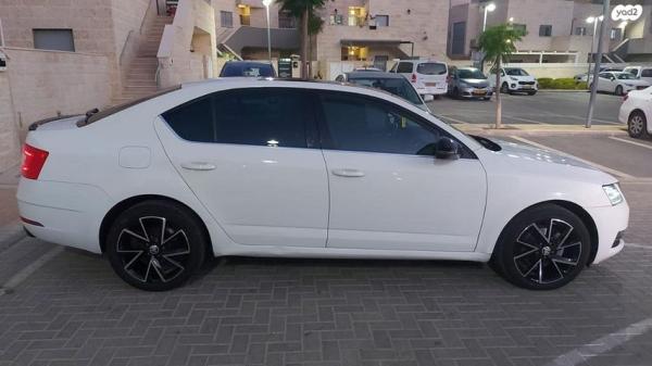 סקודה אוקטביה Style אוט' דיזל 2.0 (150 כ"ס) דיזל 2018 למכירה בנתיבות