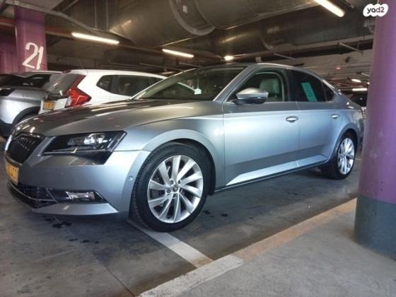 סקודה סופרב (עד 2019) Style אוט' 1.8 (180 כ''ס) בנזין 2017 למכירה באשדוד