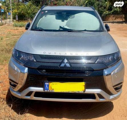 מיצובישי אאוטלנדר PHEV 4X4 S. Edition הייבריד אוט' 5 מק' 2.4 (135 כ''ס) היברידי חשמל / בנזין 2019 למכירה בהוד השרון