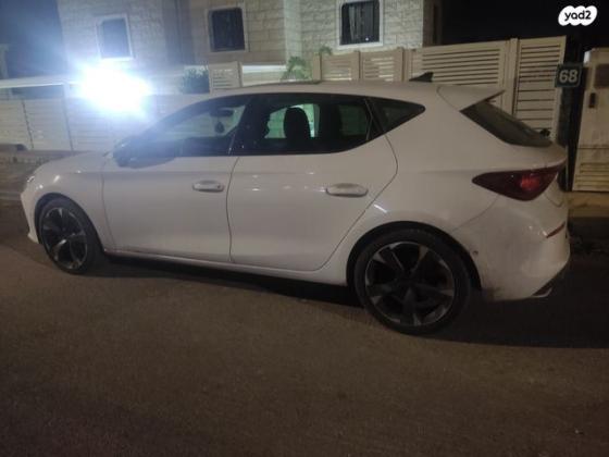 קופרה לאון E180 245 אוט' 1.4 (150 כ''ס) היברידי חשמל / בנזין 2023 למכירה בבית ג'ן