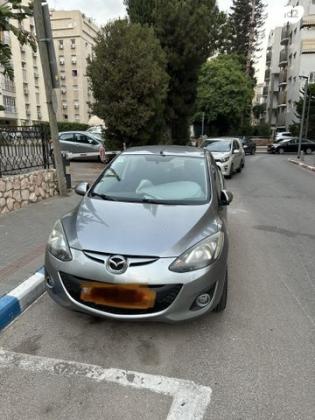מאזדה H Dynamic אוט' 1.5 (103 כ"ס) בנזין 2015 למכירה בתל אביב יפו