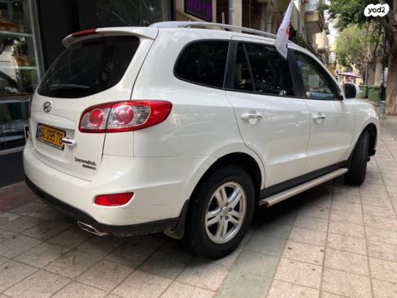 יונדאי סנטה פה 4X4 Executive אוט' בנזין 5 מק' 2.3 (174 כ''ס) בנזין 2011 למכירה בפתח תקווה