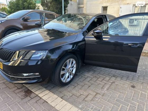 סקודה אוקטביה Exclusive אוט' 2.0 (190 כ''ס) בנזין 2019 למכירה בעפולה