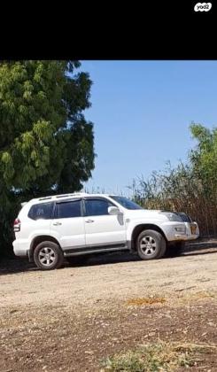 טויוטה לנד קרוזר ארוך 4X4 STD אוט' דיזל 8 מק' 3.0 (166 כ''ס) דיזל 2006 למכירה בכרמיאל