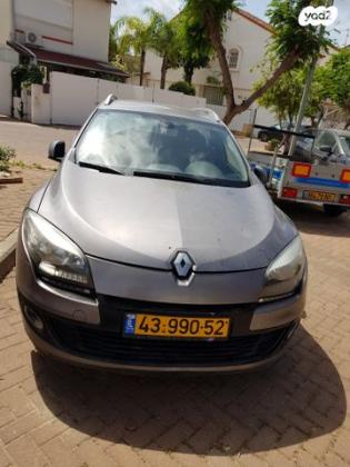 רנו מגאן אסטייט/ גראנד טור Expression אוט' דיזל 1.5 (110 כ''ס) דיזל 2013 למכירה בנתניה
