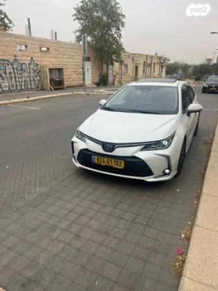 טויוטה קורולה הייבריד Limited סדאן אוט' 1.8 (98 כ''ס) בנזין 2022 למכירה בבאר שבע