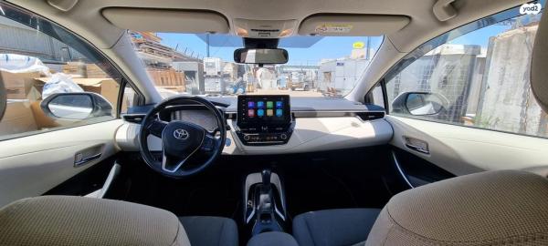 טויוטה קורולה הייבריד Sense סדאן אוט' 1.8 (98 כ''ס) בנזין 2019 למכירה בראשון לציון