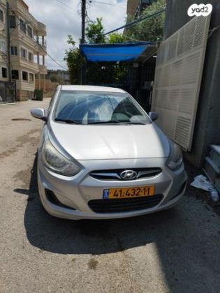 יונדאי i25 Inspire אוט' 1.4 (109 כ''ס) בנזין 2013 למכירה באעבלין