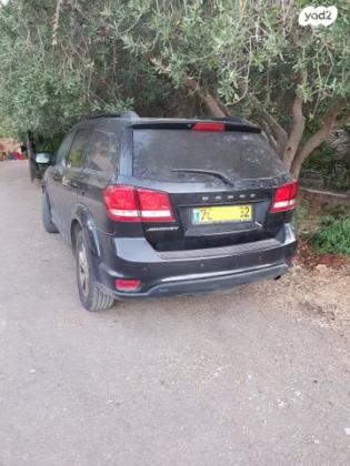 דודג' ג'רני SE אוט' 7 מק' 2.4 (168 כ"ס) בנזין 2014 למכירה באדמית