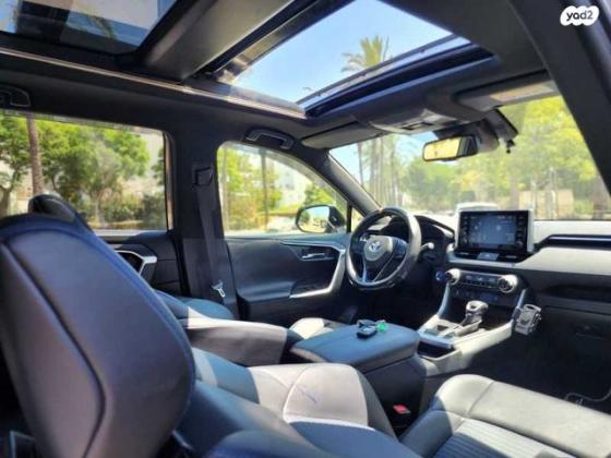 טויוטה RAV4 הייבריד E-motion Sky הייבריד אוט' 2.5 (178 כ''ס) בנזין 2019 למכירה בנתניה