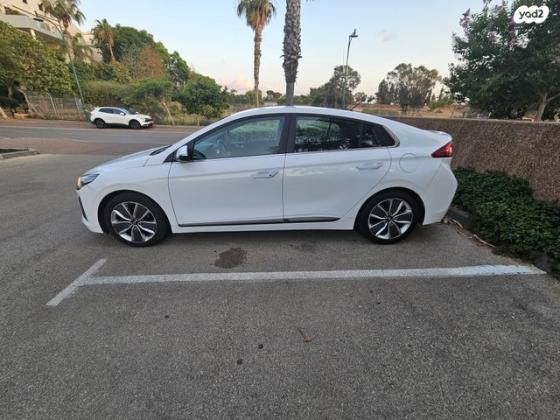 יונדאי איוניק Premium הייבריד אוט' 1.6 (141 כ"ס) בנזין 2018 למכירה ברמת גן