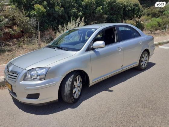 טויוטה אוונסיס GLI S אוט' 2.0 (150 כ"ס) בנזין 2008 למכירה בצביה