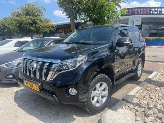 טויוטה לנד קרוזר קצר 4X4 Select 60th אוט' דיזל 3.0 (190 כ''ס) דיזל 2011 למכירה באום אל פחם