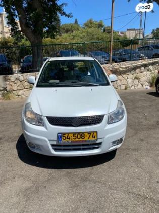 סוזוקי SX4 GLX-HB הצ'בק אוט' 1.6 (119 כ''ס) בנזין 2011 למכירה בקרית ביאליק