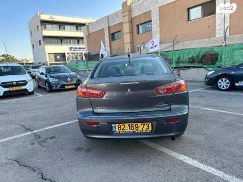 מיצובישי לנסר הדור החדש Invite אוט' 1.5 (109 כ''ס) בנזין 2011 למכירה בעפולה