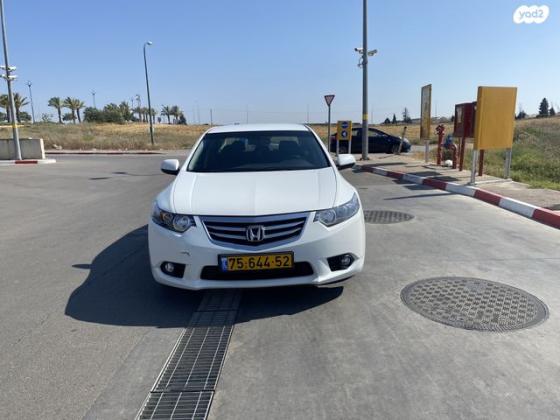 הונדה אקורד Luxury אוט' 2.0 (156 כ''ס) בנזין 2013 למכירה בגדרה
