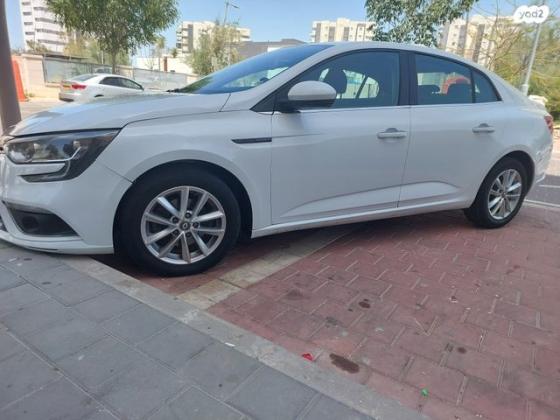 רנו מגאן גראנד קופה Zen אוט' 1.2 (132 כ"ס) בנזין 2018 למכירה בנתיבות