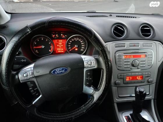 פורד מונדאו Trend סדאן אוט' 2.3 (161 כ''ס) בנזין 2010 למכירה בראש העין