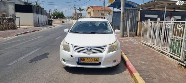 טויוטה אוונסיס אוט' 2.0 (152 כ"ס) [2009-2015] בנזין 2009 למכירה בקרית אתא