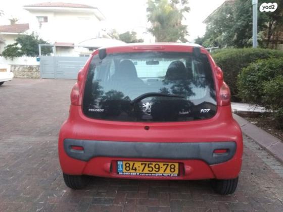 פיג'ו 107 Trendy אוט' 1.0 (70 כ''ס) בנזין 2012 למכירה בראש העין