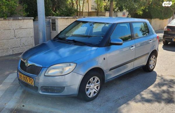 סקודה פאביה Ambiente אוט' 1.6 (105 כ''ס) בנזין 2010 למכירה במודיעין מכבים רעות