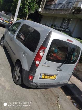 רנו קנגו החדשה בנזין 2010 למכירה בחולון