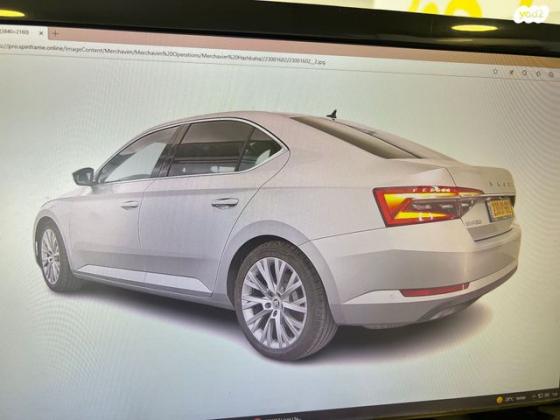 סקודה סופרב (2019 ואילך) FL Style אוט' 4 דל' 1.5 (150 כ''ס) בנזין 2020 למכירה בראשון לציון