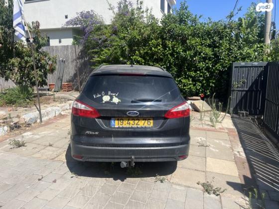 פורד פוקוס Trend סטיישן אוט' 1.6 (125 כ''ס) בנזין 2013 למכירה בכפר סבא