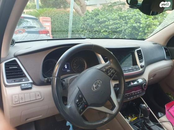 יונדאי טוסון Open Sky אוט' בנזין 2.0 (155 כ"ס) בנזין 2016 למכירה בפתח תקווה