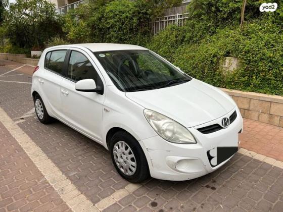 יונדאי i20 Inspire אוט' 1.4 (100 כ"ס) [2009-2015] בנזין 2012 למכירה בתל אביב יפו