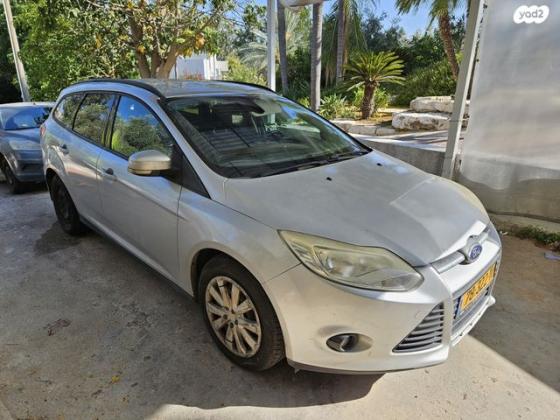 פורד פוקוס Trend סטיישן אוט' 1.6 (125 כ''ס) בנזין 2014 למכירה בכרמי יוסף