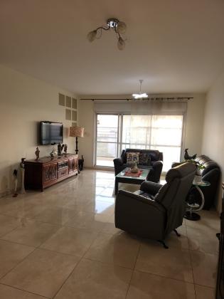 דירה 5 חדרים למכירה באור יהודה | צאלון | נווה סביון