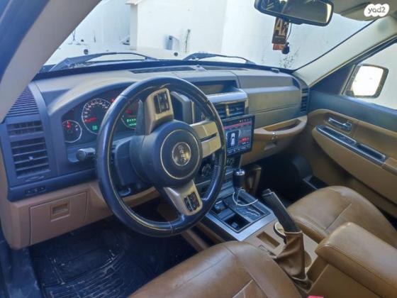 ג'יפ / Jeep ליברטי (עד 2013) 4X4 Limited אוט' 3.7 (202 כ''ס) [2010-2013] בנזין 2012 למכירה בראש פינה