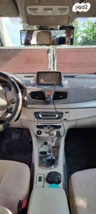 רנו פלואנס Privilege + SR אוט' 1.6 (115 כ''ס) בנזין 2016 למכירה בגבעת אבני