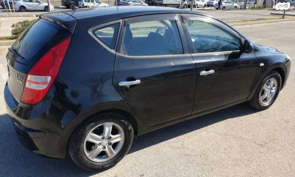 יונדאי i30 Premium אוט' 2.0 (143 כ''ס) בנזין 2009 למכירה בגן יבנה