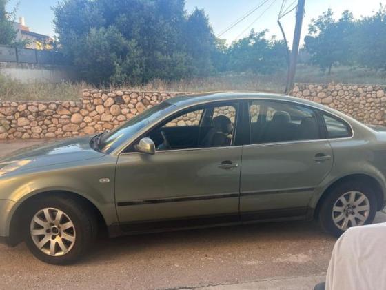 פולקסווגן פאסאט Comfortline אוט' 1.8 (150 כ''ס) בנזין 2001 למכירה בבית אלעזרי