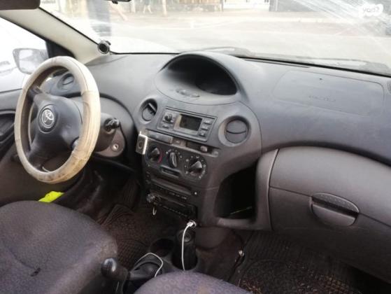 טויוטה יאריס STD ידני 1.3 (87 כ"ס) [2004-2006] בנזין 2004 למכירה ברחובות