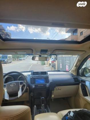 טויוטה לנד קרוזר ארוך 4X4 Luxury אוט' דיזל 7 מק' 2.8 (177 כ"ס) דיזל 2015 למכירה בטייבה
