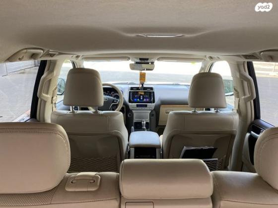 טויוטה לנד קרוזר ארוך 4X4 Limited אוט' דיזל 7 מק' 2.8 (177 כ"ס) דיזל 2019 למכירה בבאר שבע