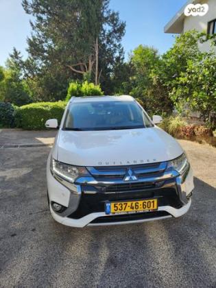 מיצובישי אאוטלנדר 4X4 Elite אוט' 7 מק' 2.0 (150 כ"ס) [2015 ואילך] בנזין 2019 למכירה בתל אביב יפו