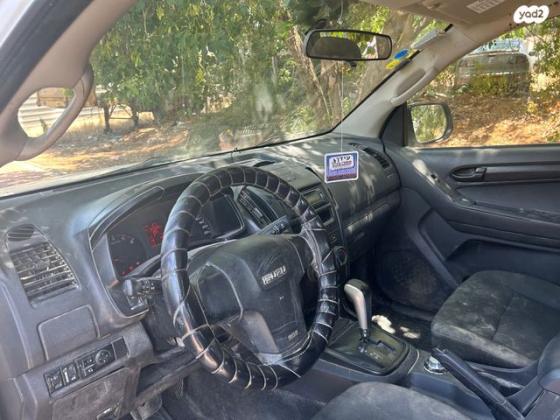 איסוזו 4X4 D-MAX 4X4 S דאבל קבינה אוט' דיזל 2.5 (163 כ''ס) דיזל 2016 למכירה בכפר יונה
