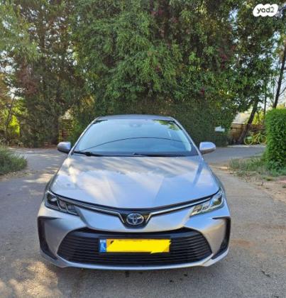 טויוטה קורולה הייבריד Sun סדאן אוט' 1.8 (98 כ''ס) בנזין 2019 למכירה בחריש