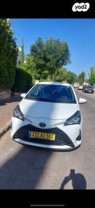 טויוטה יאריס הייבריד Style אוט' 1.5 (73 כ"ס) בנזין 2020 למכירה במודיעין מכבים רעות